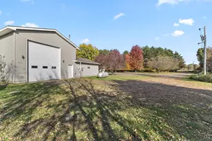 25706 Apollo St NE, Stacy, MN 55079 - Photo 34