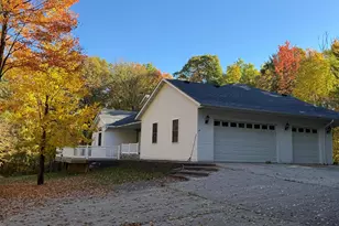 27186 Beaver Dam Dr, Pequot Lakes, MN 56472 - Photo 2