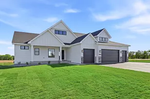 10190 Heather Ln, Corcoran, MN 55374 - Photo 4