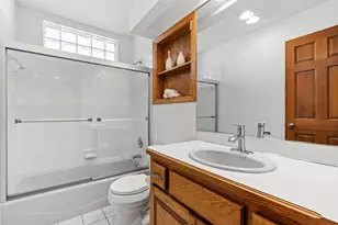 4202 Willow Wood Dr, Vadnais Heights, MN 55127 - Photo 42