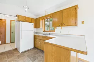 1083 98th Ave NE, Blaine, MN 55434 - Photo 6
