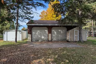 120 Park Ave, International Falls, MN 56649 - Photo 18