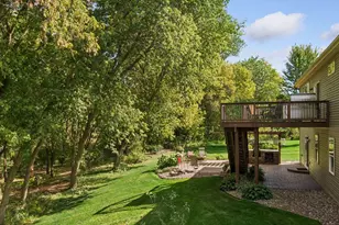 2225 Lake Cir, Victoria, MN 55386 - Photo 8