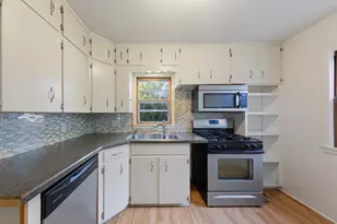 647 E 7th St, Albert Lea, MN 56007 - Photo 8