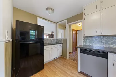 647 E 7th Street, Albert Lea, MN 56007 - Photo 10
