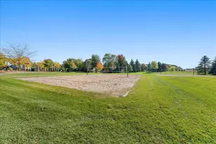 1618 Headwaters Ln, Woodbury, MN 55129 - Photo 50