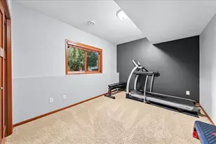1618 Headwaters Ln, Woodbury, MN 55129 - Photo 36