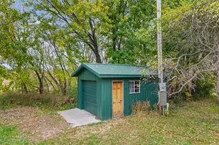 22544 Windy Point Rd, Winona, MN 55987 - Photo 24