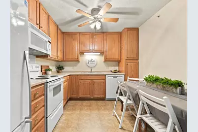 1600 Arundel Street #300, Saint Paul, MN 55117 - Photo 8