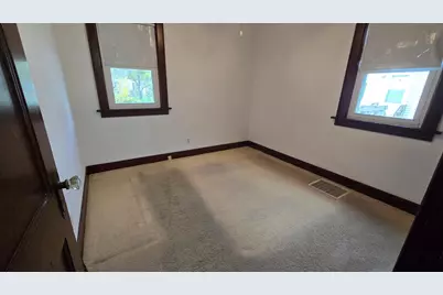 706 8th Street SW, Austin, MN 55912 - Photo 20