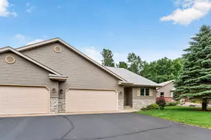 466 Cedar Ct, Taylors Falls, MN 55084 - Photo 2