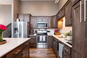 344 Stonewood Pl, Burnsville, MN 55306 - Photo 6