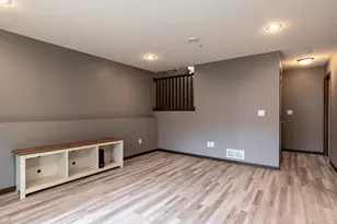 344 Stonewood Pl, Burnsville, MN 55306 - Photo 24