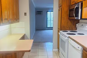 10511 Cedar Lake Rd, Minnetonka, MN 55305 - Photo 14