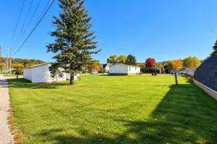 517 N High St, Rushford, MN 55971 - Photo 22