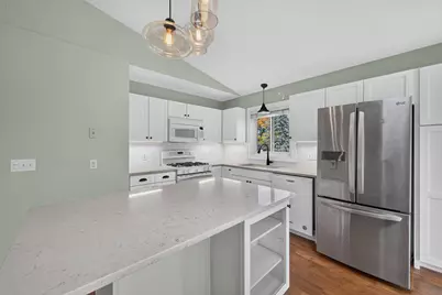 18029 83rd Avenue N, Maple Grove, MN 55311 - Photo 8