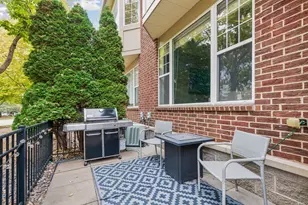 8409 Townsend Dr, Eden Prairie, MN 55344 - Photo 4