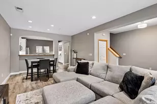 8409 Townsend Dr, Eden Prairie, MN 55344 - Photo 10