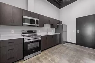 801 SE 9th St, Minneapolis, MN 55414 - Photo 6