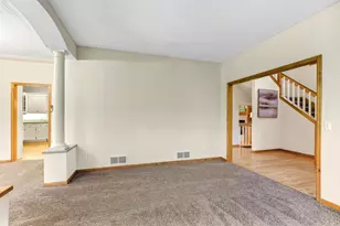 2413 Bridle Creek Trail, Chanhassen, MN 55317 - Photo 4
