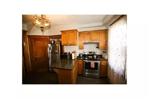 911 Dayton Ave, Saint Paul, MN 55104 - Photo 14