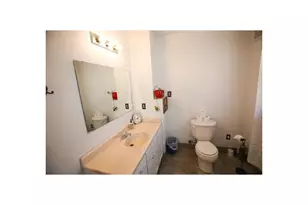 911 Dayton Ave, Saint Paul, MN 55104 - Photo 10
