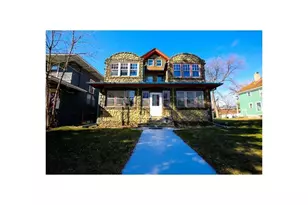 911 Dayton Ave, Saint Paul, MN 55104 - Photo 1