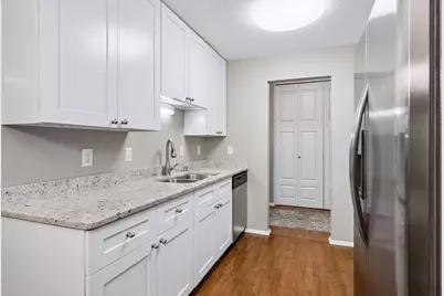 4350 Brookside Court #206, Edina, MN 55436 - Photo 12