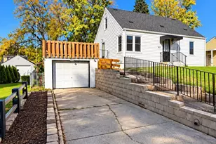 2057 Sherwood Ave, Saint Paul, MN 55119 - Photo 1