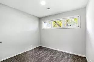401 Turnpike Rd, Golden Valley, MN 55416 - Photo 22