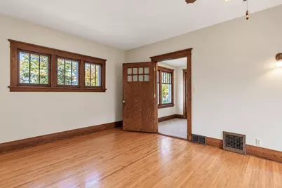 214 Broadway Street, Hanska, MN 56041 - Photo 4