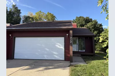 712 Neville Court SE, Rochester, MN 55904 - Photo 1