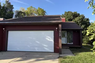 712 Neville Ct SE, Rochester, MN 55904 - Photo 1