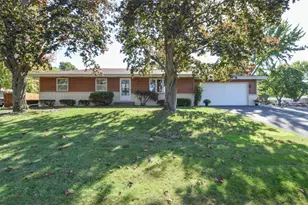 2376 Standridge Ave, Maplewood, MN 55109 - Photo 1