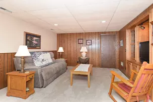 2376 Standridge Ave, Maplewood, MN 55109 - Photo 16