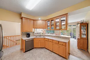 15171 Claret Cir, Rosemount, MN 55068 - Photo 10