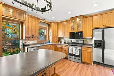 212 6th Street E, Northfield, MN 55057 - Photo 4