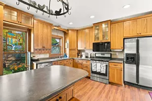 212 6th St E, Northfield, MN 55057 - Photo 4