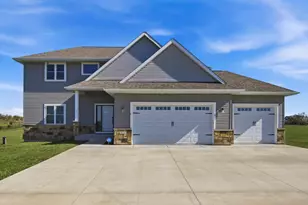 1611 92nd St, New Richmond, WI 54017 - Photo 66