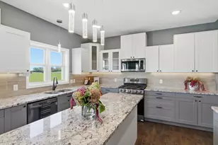 1611 92nd St, New Richmond, WI 54017 - Photo 14