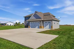 1611 92nd St, New Richmond, WI 54017 - Photo 56