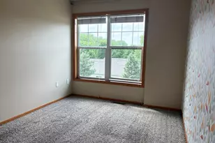 1087 Barclay St, Saint Paul, MN 55106 - Photo 34