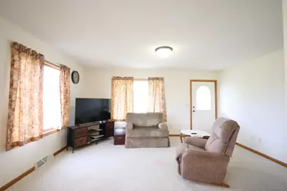 605 Cottonwood Avenue, Litchfield, MN 55355 - Photo 6