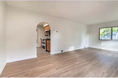 803 W Laurel Street, Fergus Falls, MN 56537 - Photo 10