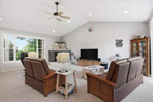 13005 Oakwood Dr, Rogers, MN 55374 - Photo 8