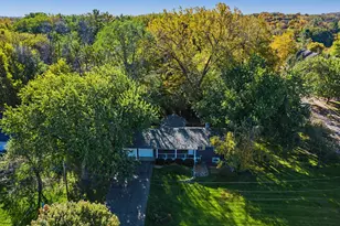 19151 Hanus Rd, Minnetonka, MN 55345 - Photo 36