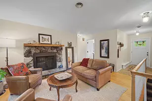 19151 Hanus Rd, Minnetonka, MN 55345 - Photo 14