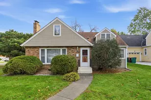 1852 Holton St, Falcon Heights, MN 55113 - Photo 1