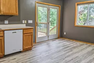 919 Lincoln Ave, Amery, WI 54001 - Photo 2