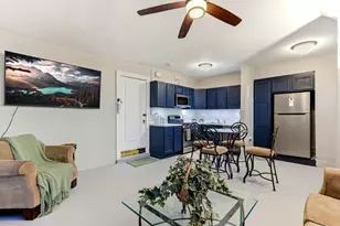 286 Van Buren Ave, Saint Paul, MN 55103 - Photo 1